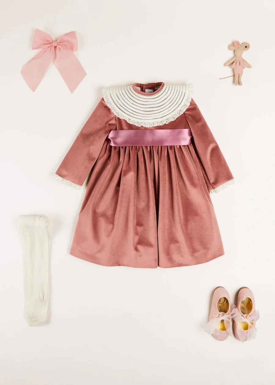 The Pink Velvet Dress Girl Look Look  from Pepa London US