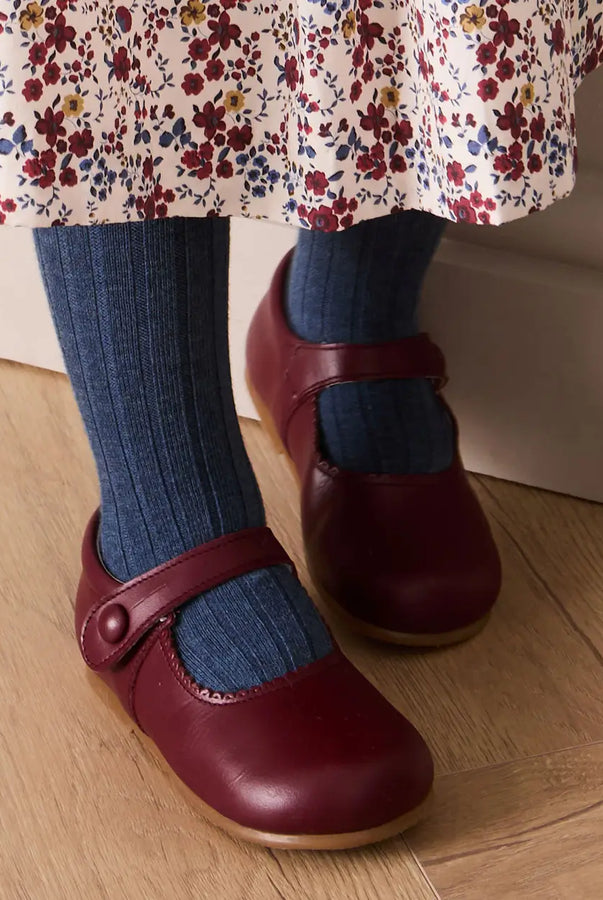 THE BABY GIRL LOOKBOOK