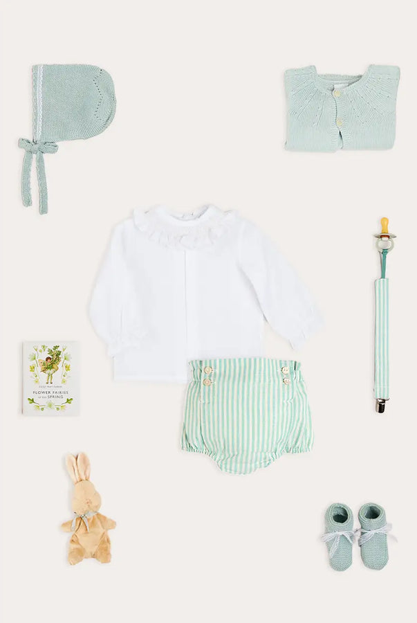 THE NEWBORN LOOKBOOK