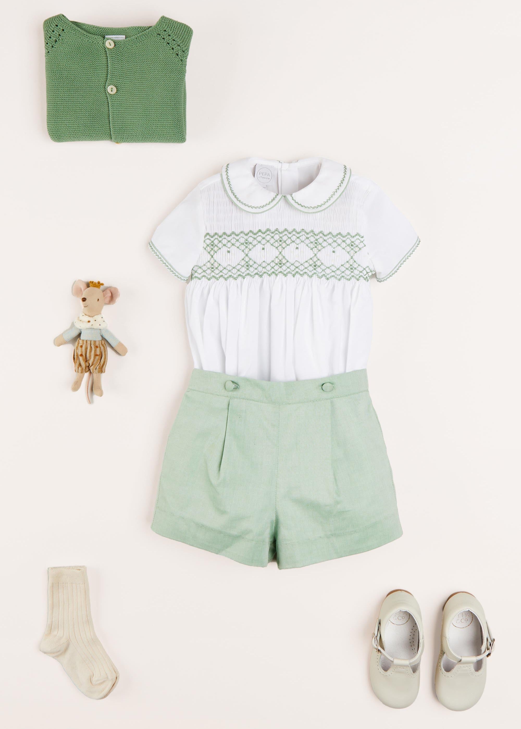 Hand Smocked Peter Pan Collar Short Sleeve Two Piece Set in Green (18mths-6yrs) Two Piece Set from Pepa London US