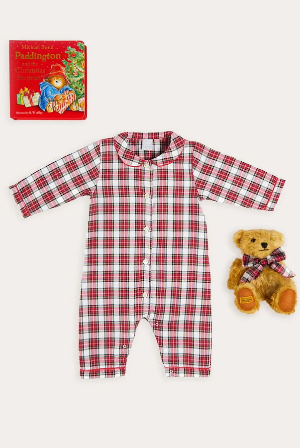 THE BABY GIRL LOOKBOOK