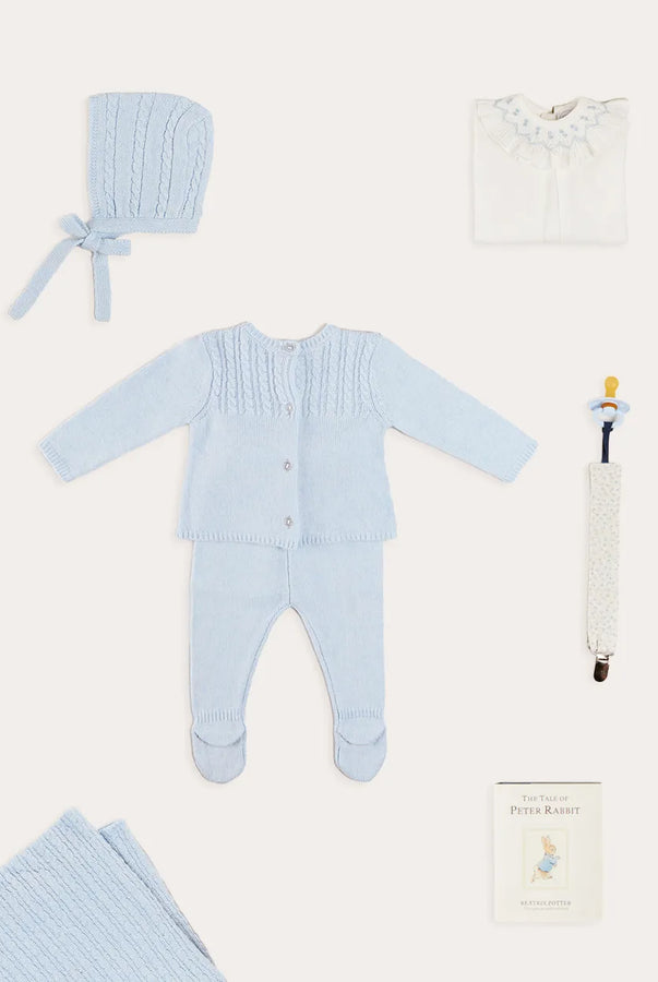 THE NEWBORN LOOKBOOK