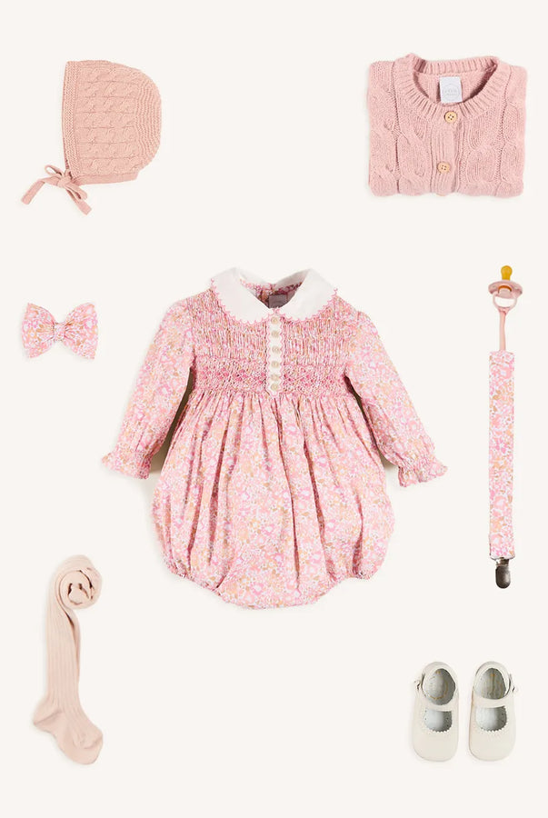 THE BABY GIRL LOOKBOOK
