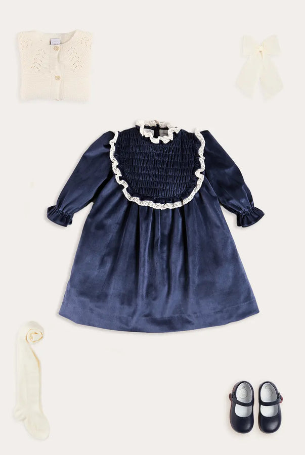 THE BABY GIRL LOOKBOOK