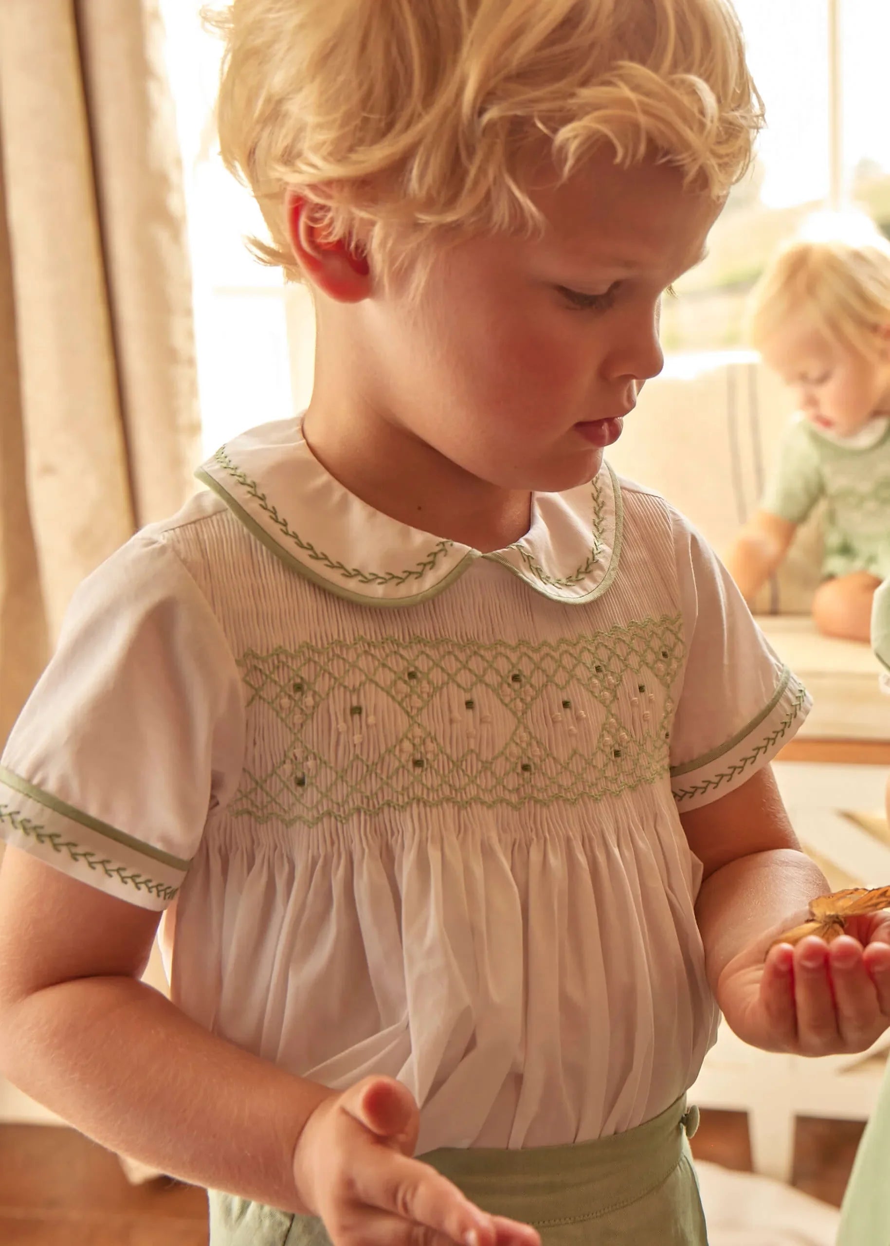 Hand Smocked Peter Pan Collar Short Sleeve Two Piece Set in Green (18mths-6yrs) Two Piece Set from Pepa London US