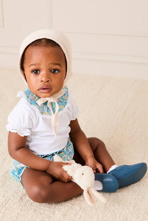 THE BABY GIRL LOOKBOOK