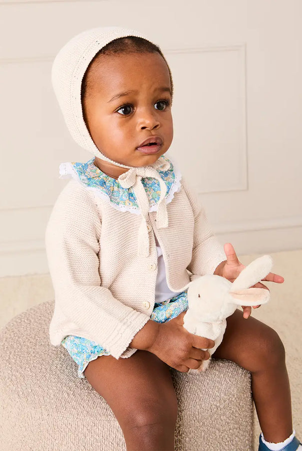 THE BABY GIRL LOOKBOOK