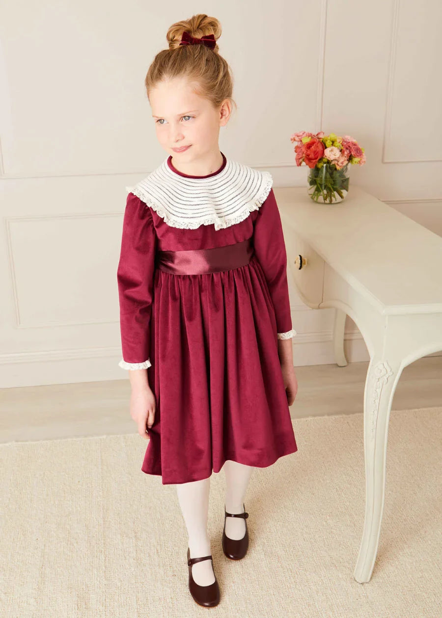 The Burgundy Velvet Dress Girl Look Look  from Pepa London US