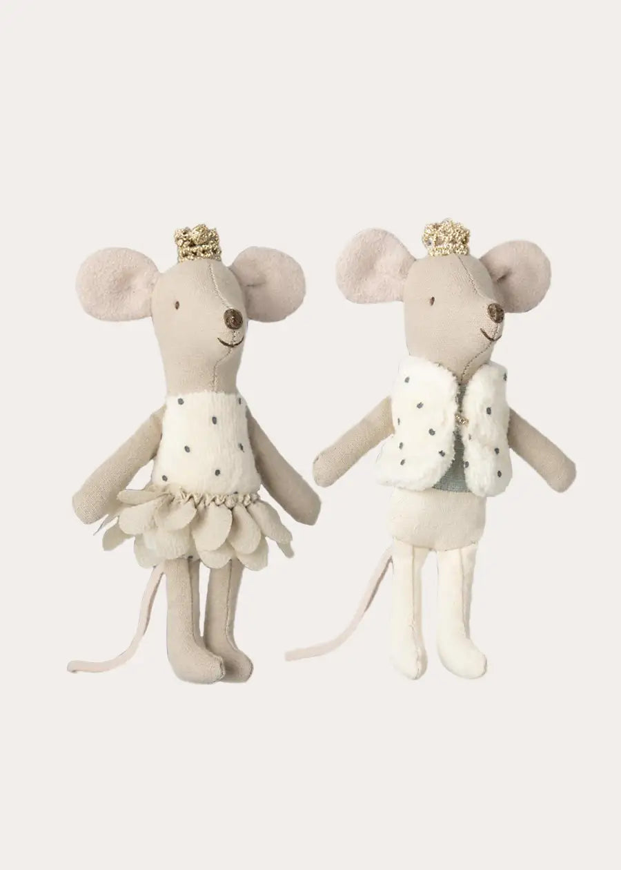 EV0024816CRM-OS_Royal_Twin_Mice_in_Matchbox_in_Cream_Side.webp