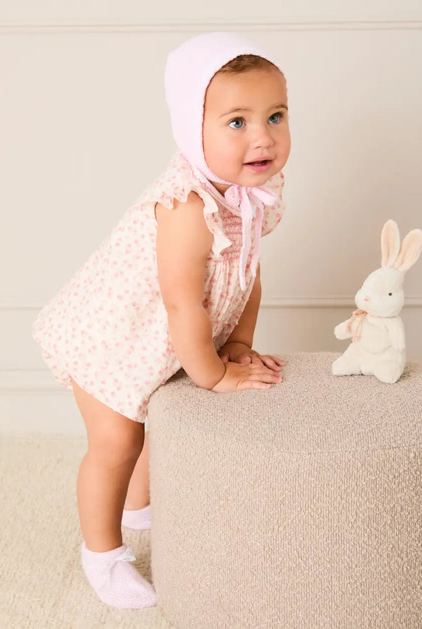 THE NEWBORN LOOKBOOK