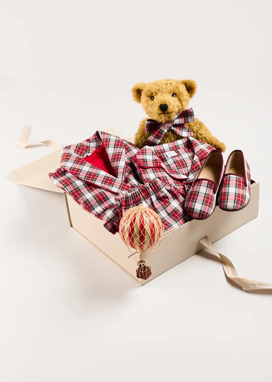 Giftbox-Boy_TheFrancisTartanSleepwearGiftSet.webp