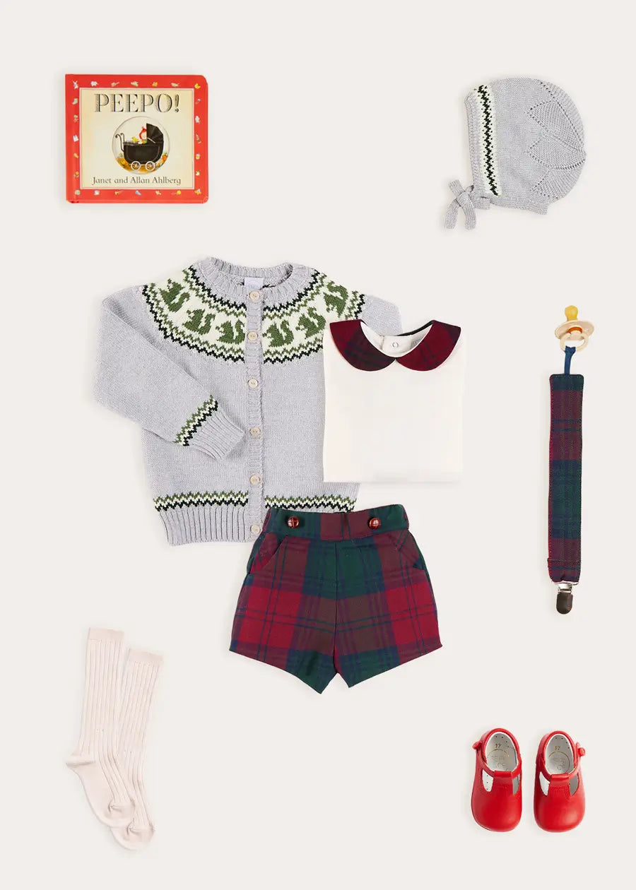 Grovesnor_Tartan_Baby_Gift_Set_4f6532ef-79d8-429b-9d6c-b30d438fb1bc.webp