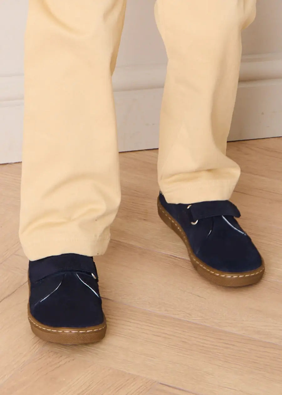 The Burgundy Apple Crest Cardigan Boy Look