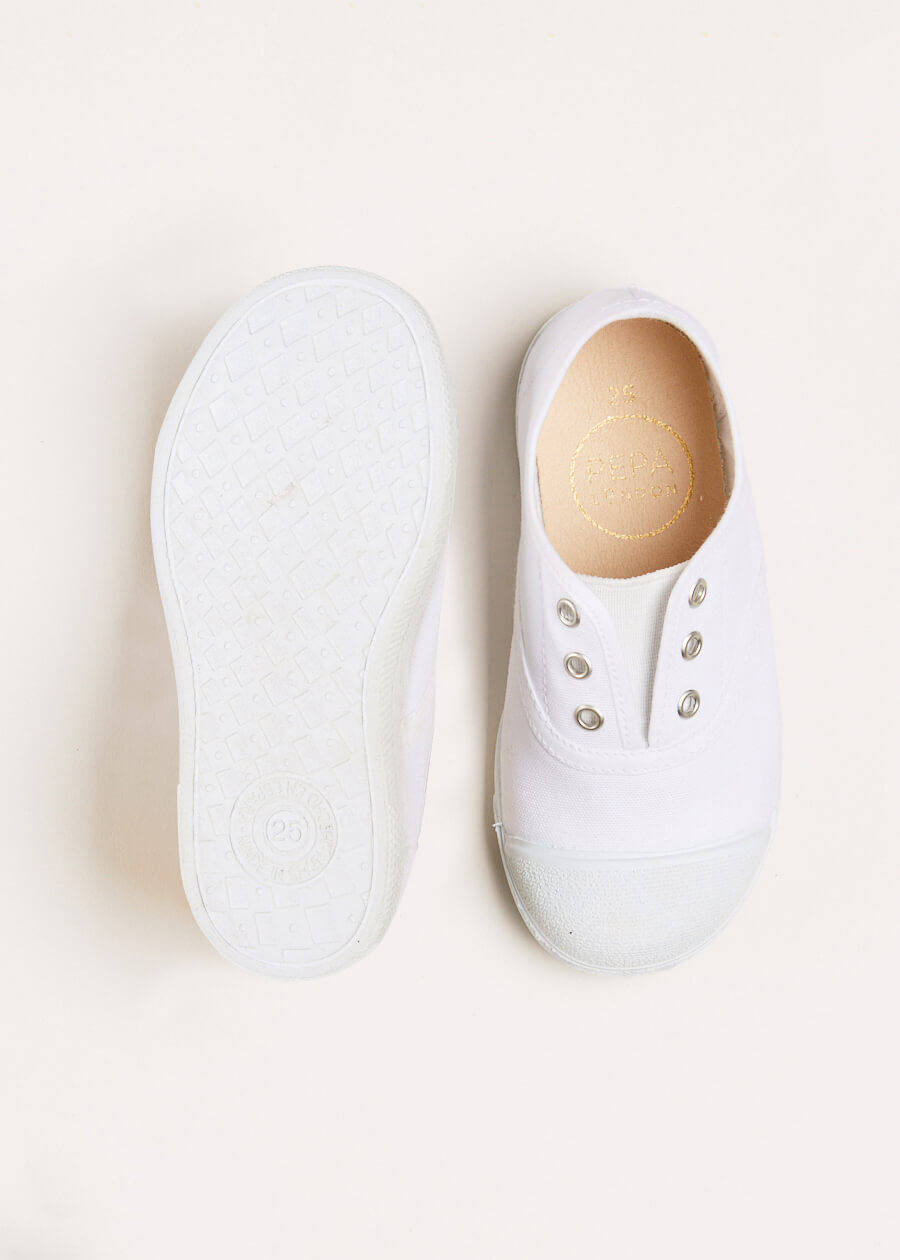 Canvas Plimsolls in White (20-34EU) - Main Image
