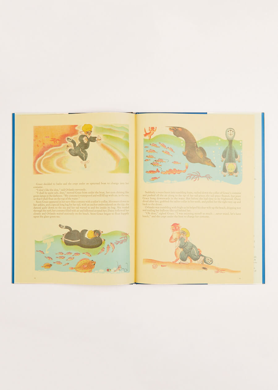 A Seaside Holiday Book in Navy Books  from Pepa London US