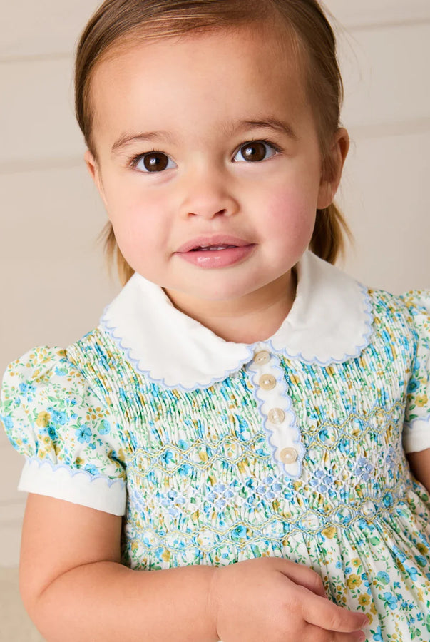 THE BABY GIRL LOOKBOOK