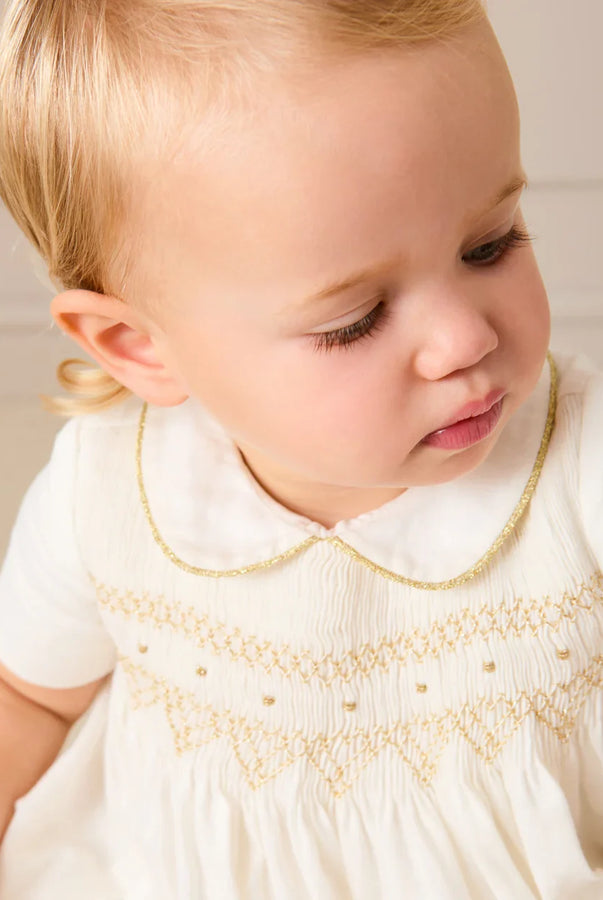 THE BABY GIRL LOOKBOOK