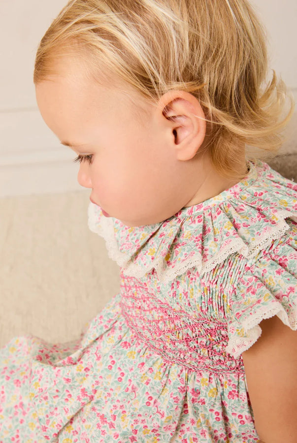 THE BABY GIRL LOOKBOOK