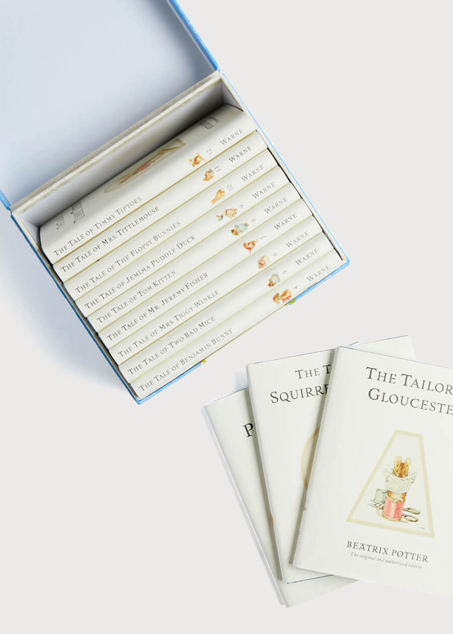 The World of Peter Rabbit Set of 12 Book TOYS from Pepa London US