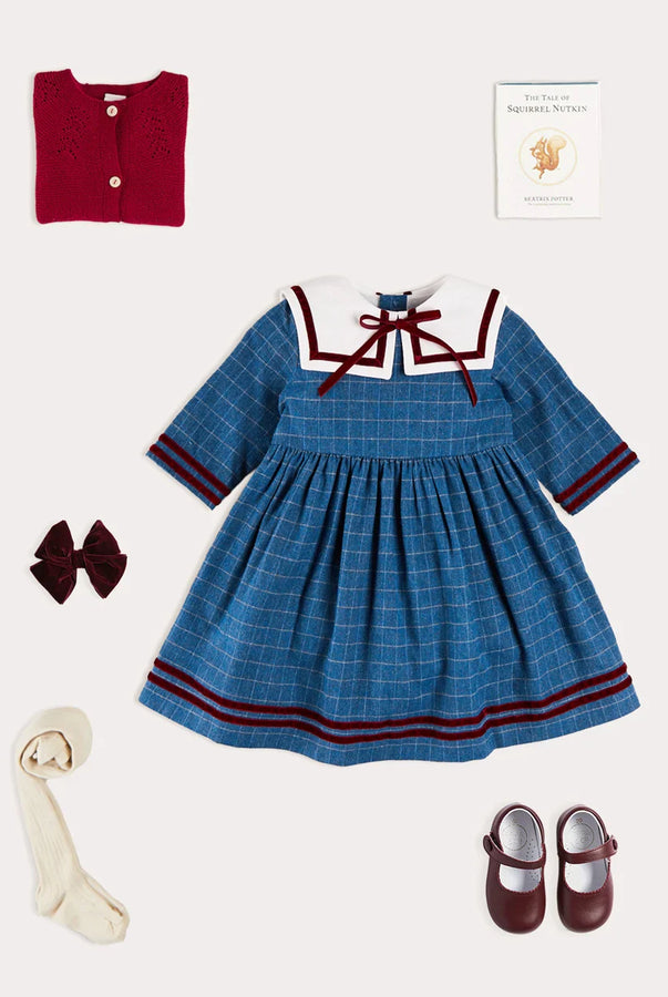 THE BABY GIRL LOOKBOOK