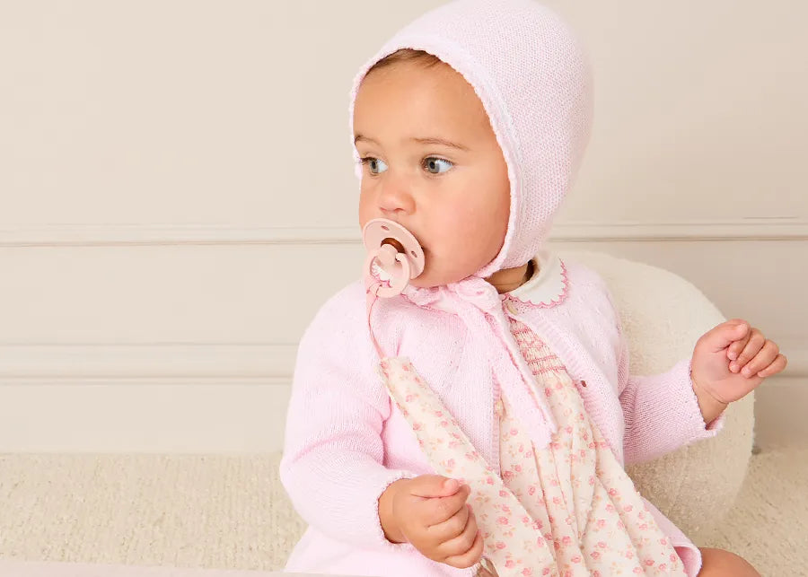 THE NEWBORN LOOKBOOK