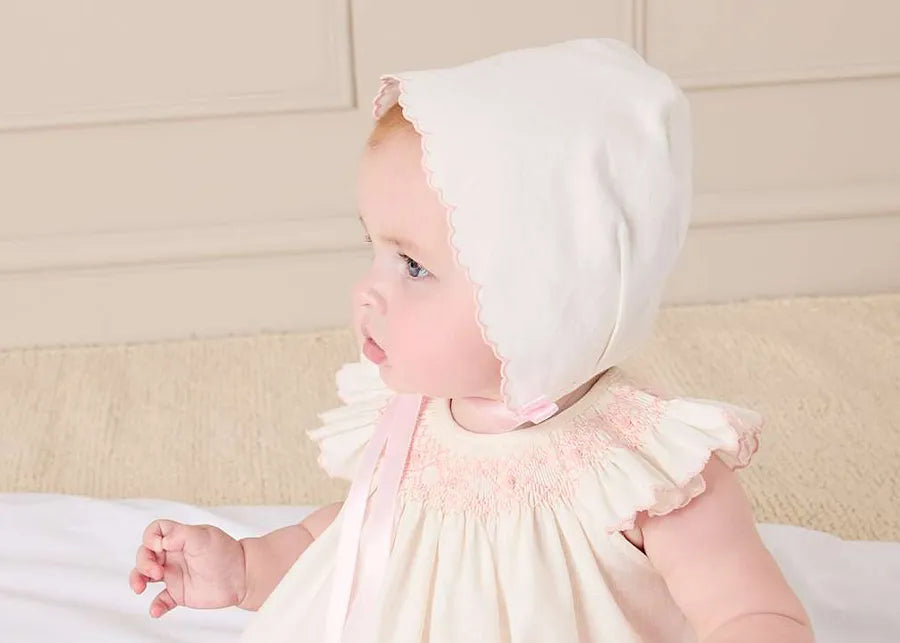 THE NEWBORN LOOKBOOK