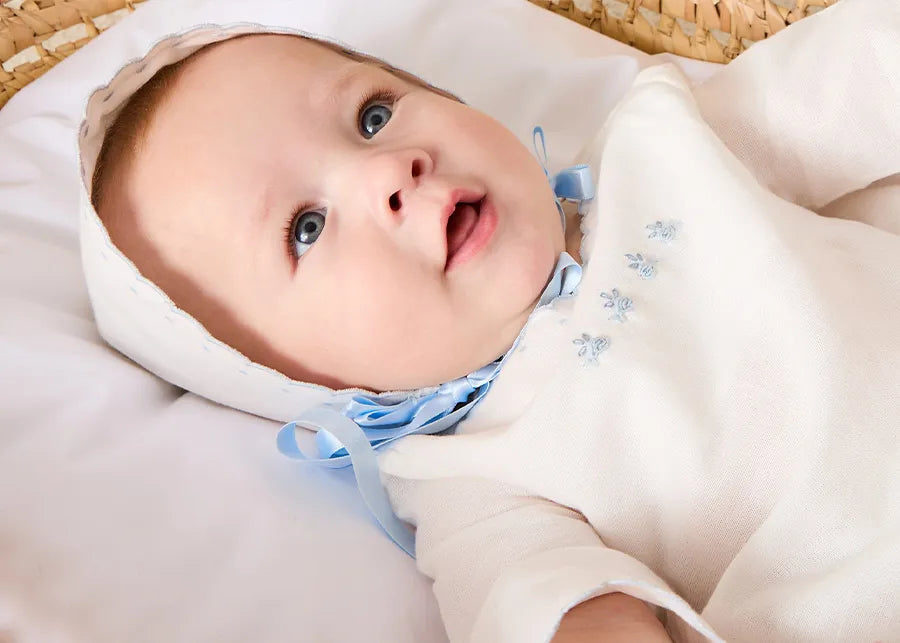 THE NEWBORN LOOKBOOK