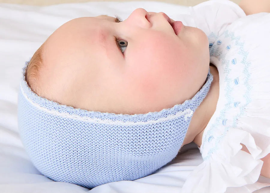 THE NEWBORN LOOKBOOK