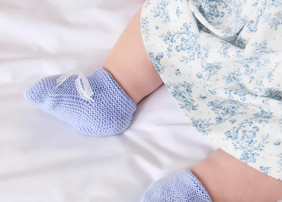 THE NEWBORN LOOKBOOK