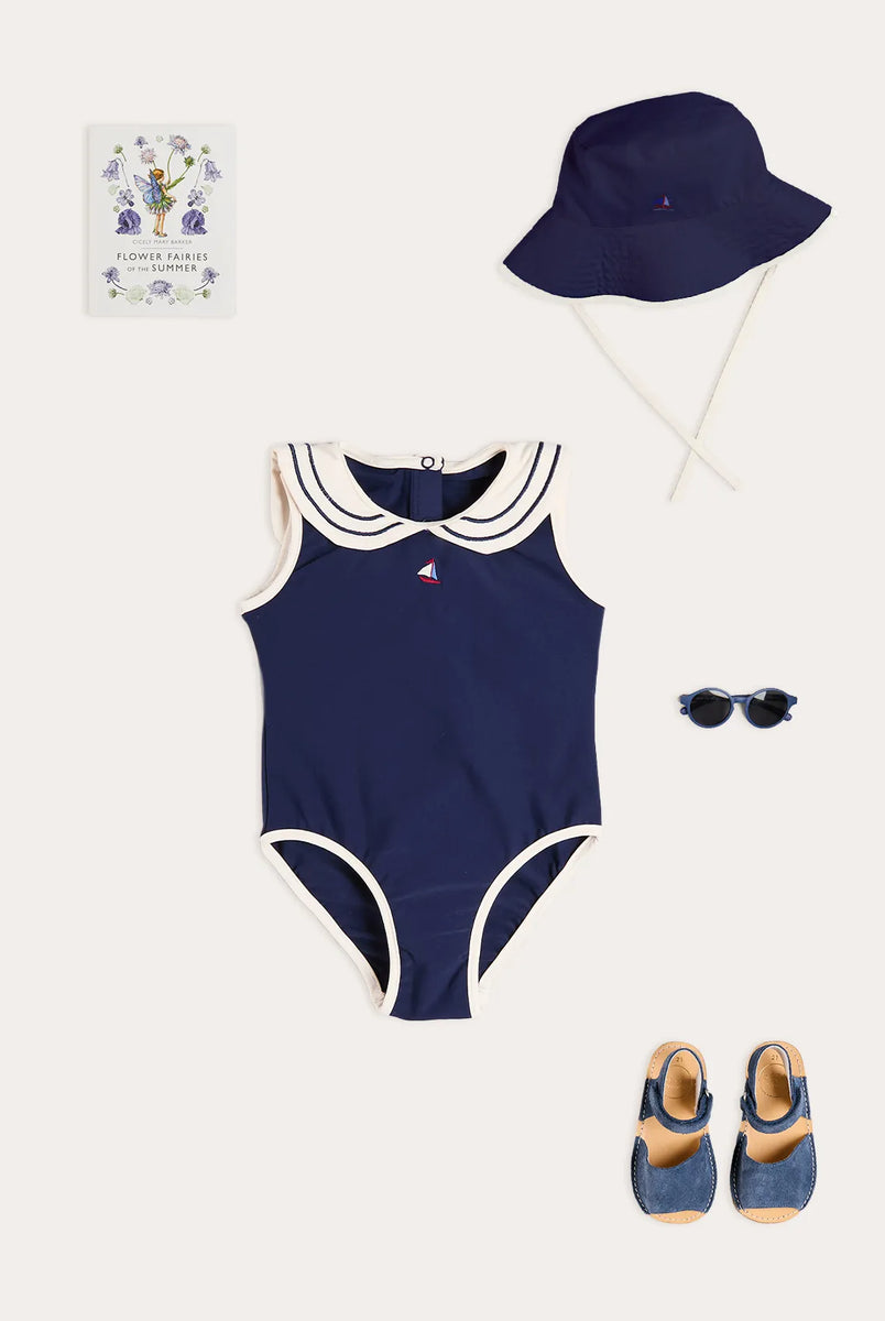 THE BABY GIRL LOOKBOOK