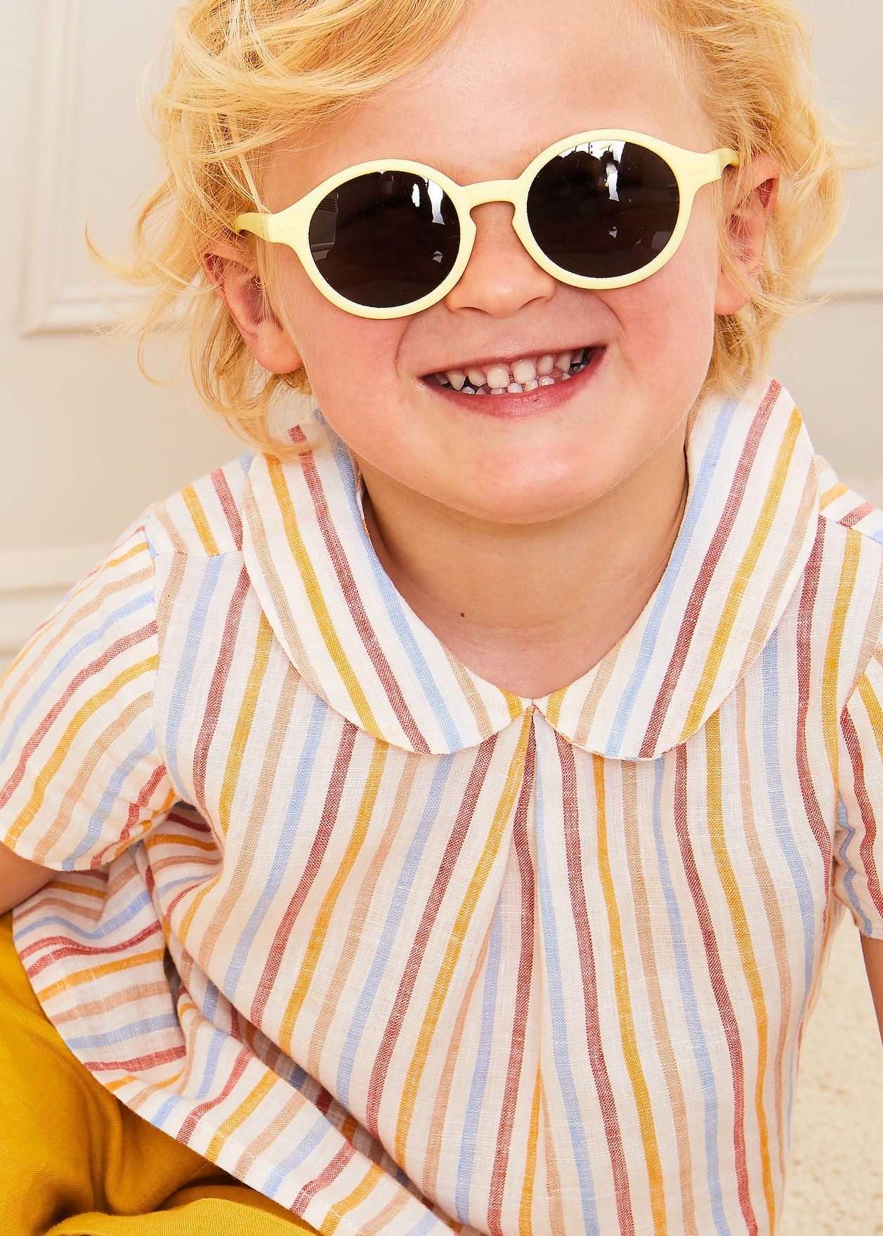 Izipizi Kids Sunglasses in Yellow (3-5y) TOYS from Pepa London